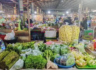 Ruam Charoen Market(ตลาดนัดร่วมเจริญ) à Packnam Chumphon