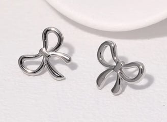 BOW EARRINGS