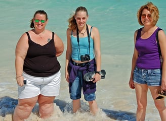 Sheila, Kyrstin and Lady in St. Maarten