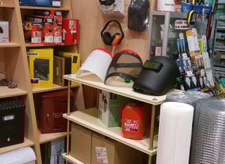 mallas, maquinaria, proteccion laboral y buzones