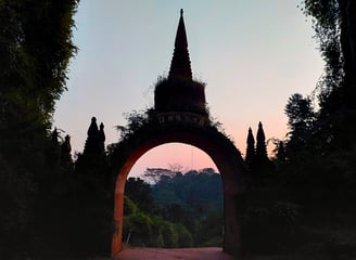 khao na nai luang dharma park sunrise