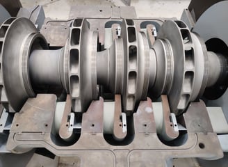 Centrifugal gas compressor