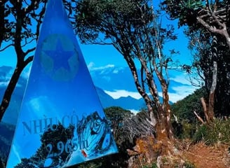 A Hờ Tour & Homestay Y Tý: Trekking cao cấp đỉnh Nhìu Cồ San (Ngưu Giác Sơn) 2 Ngày 1 Đêm 2N1D giá rẻ