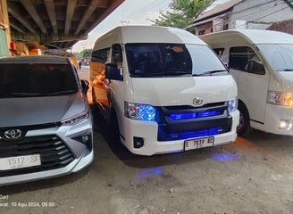 Sewa mobil Cirebon tersedia setiap saat, siap melayani.
