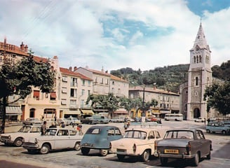 Ardèche, Le Cheylard, la place Saléon-Terras dans les années 60.