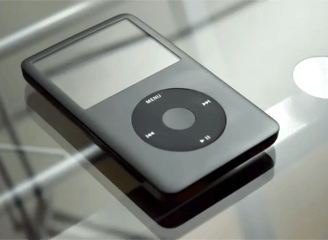 Reproductor MP3 color negro sobre una mesa