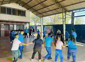 Escuela despertares de la granja,escuela especial despertares