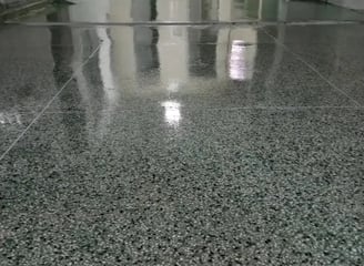 piso granitina