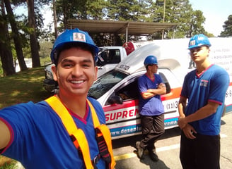 equipe técnica da suprema desentupidora