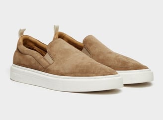 Sepatu Sliop-on