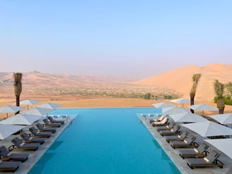 anantara-qasr-al-sarab-adults-pool