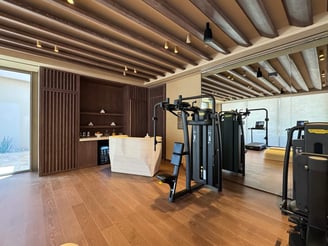 desert-rock-resort-gym-3