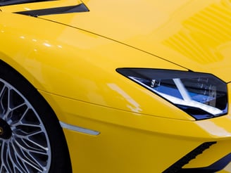 superkame automobilius po avarijų