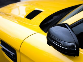 superkame netvarkingus automobilius