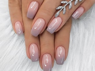 Uñas degradadas