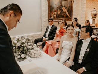 Sesion de fotos en ceremonia Civil Aldo Castaneda Bodas mejor fotografo en Guadalajara Mexico