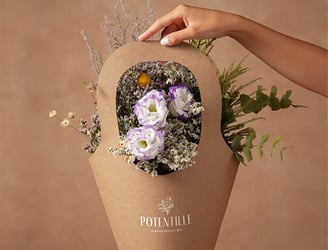 Packaging du bouquet en forme de sac de la marque Potentille