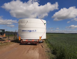 August AT-300