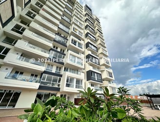 Apartamento en Venta La Quinta Club House