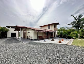 Casa Campestre en Venta Vía Armenia