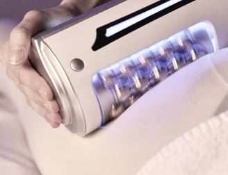 Elegancki salon kosmetyczny OG Cosmetology z profesjonalnym wyposażeniem