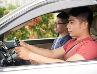sewa mobil dengan sopir