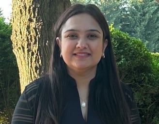 Dr. Samna Minhas