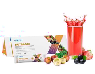 MORINGA + CAMU CAMU + ACAI BERRY + GUAYABA + ACEROLA + VITAMINAS (A, B1, B2, B3, B6. B9, B12, C, D, E + (HIERRO, Z