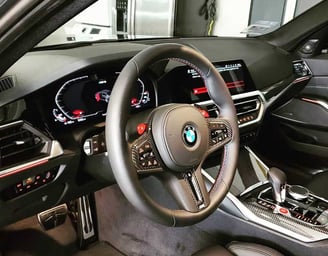 Professional mobile car detailing service providing exterior and interior car cleaning