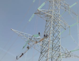 Insulator Hoisting