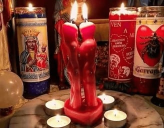 vela de parejas encendida realizando retorno de pareja