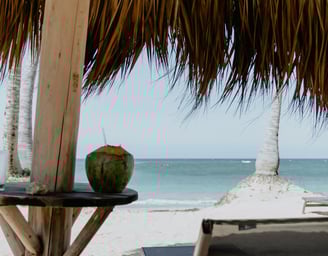 plage de sable blanc