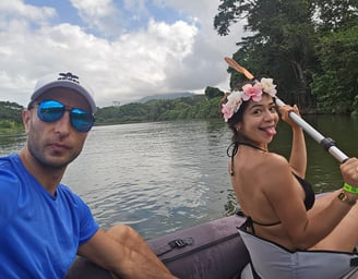 Haciendo Kayak en el rio Don Diego en la Sierra Nevada de Santa Marta