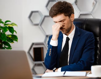Explaining common digital marketing mistakes that stop business growth with Advertizer’s expertise