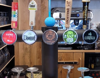 Tireuse à bière du bar à jeux