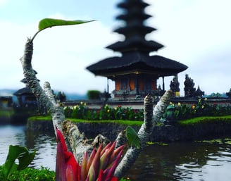 Pura Ulun Danu Beratan in Bali with Jelajah Wisata Jawa