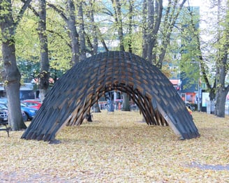 Kust vor der Markthalle in Turku