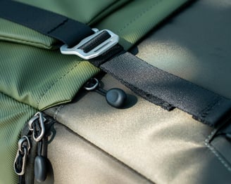 a suitcase with a zippered closure and a zipper closure