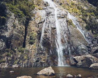 Bambarakanda Falls