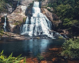 Diyaluma Falls