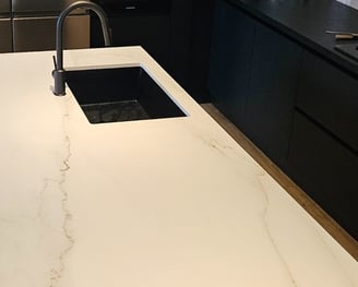 Laminam - Oro del jerte