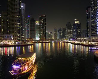 dubai night cruise dinner