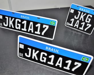 Placa preta mercosul de coleção