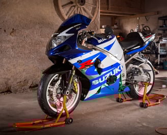 suzuki gsx-r 1000 k1