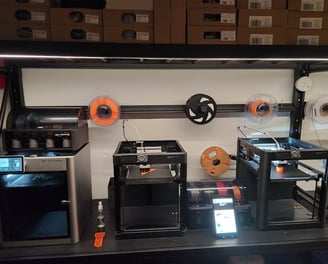 3d printers on desk