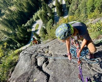 Multpitch climbing course in Valmasino