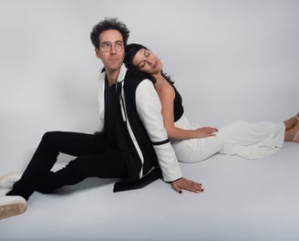 Louise&dexter piano couple