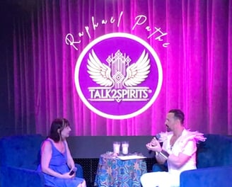 Raphaël Pathé performing a mediumship reading