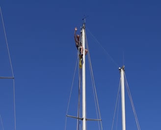 Werkzaamheden in de mast bij Sisu Repair