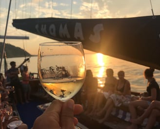 Aperitivo in barca, Cutter Falco, aperitivo al tramonto